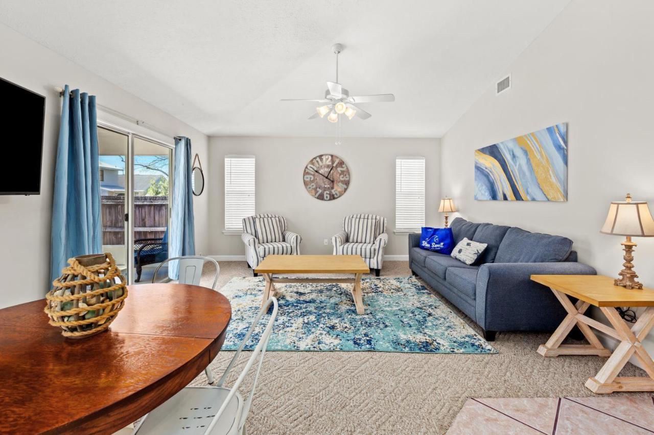 Great Rates Available Now! / Relaxing Coastal West Pcb / 3bd & 2ba Holiday home *