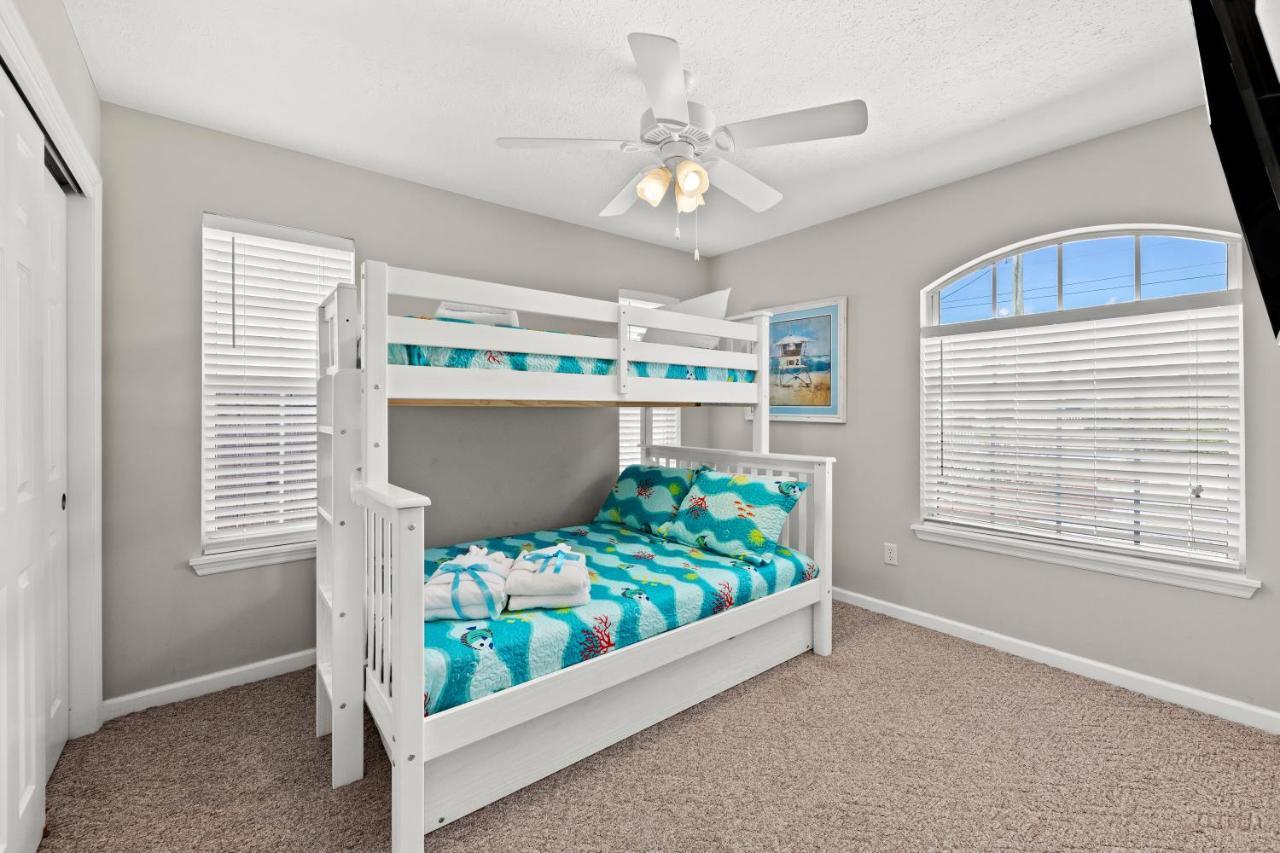 Great Rates Available Now! / Relaxing Coastal West Pcb / 3bd & 2ba *