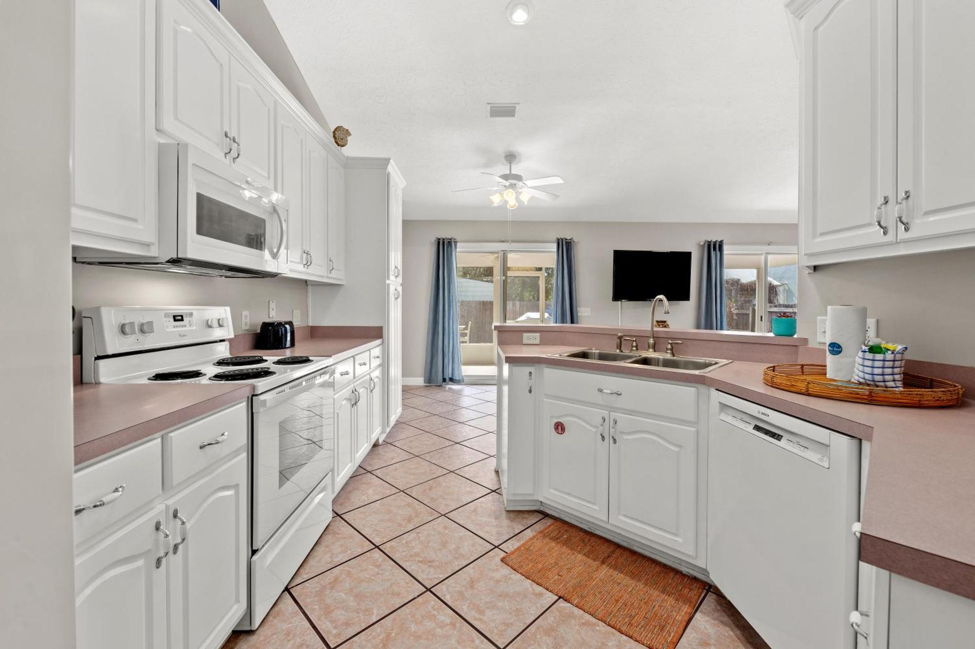 Great Rates Available Now! / Relaxing Coastal West Pcb / 3bd & 2ba * Panama City Beach