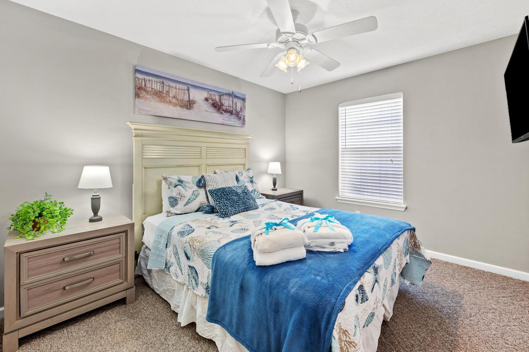 Great Rates Available Now! / Relaxing Coastal West Pcb / 3bd & 2ba