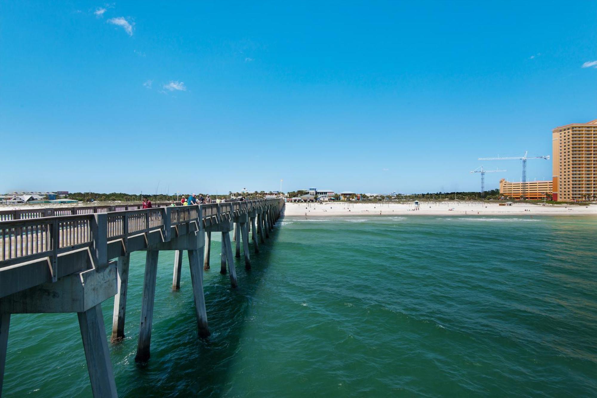Holiday home Great Rates Available Now! / Relaxing Coastal West Pcb / 3bd & 2ba